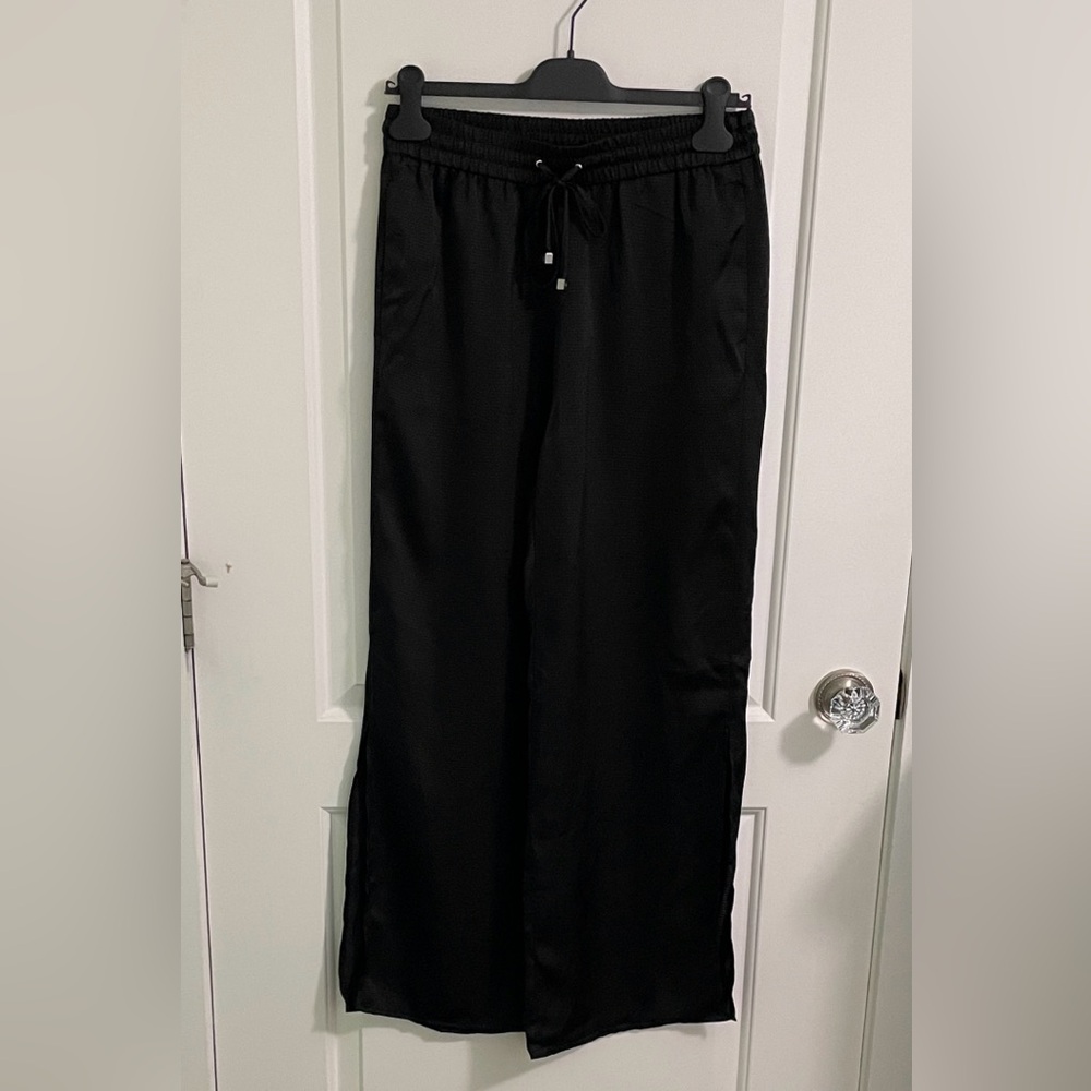 Brand New without tags Michael Kors Pants